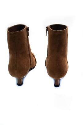 Botin Angari Maga ante camel