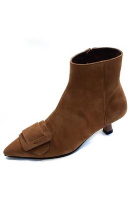 Botin Angari Maga ante camel