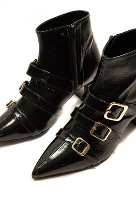 Botin Angari Julieta Charol negro