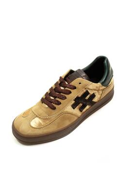 Deportiva Another Trend Iconic dorada