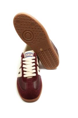 Deportiva Back70 Cloud N26 burdeos