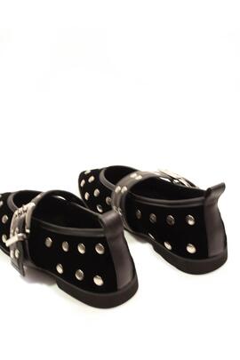 Bailarina Venezianas Cabra ante negro