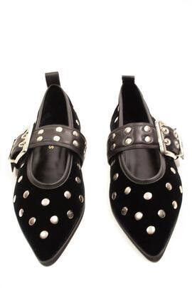 Bailarina Venezianas Cabra ante negro