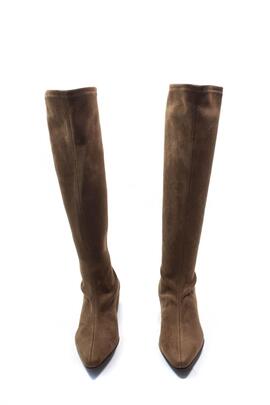 Bota Pedro Miralles Atenas ante tabaco