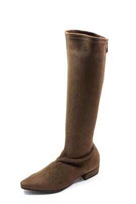 Bota Pedro Miralles Atenas ante tabaco