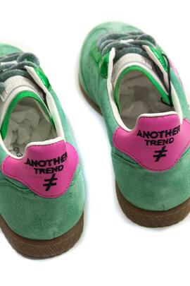 Deportiva Another Trend Iconic verde