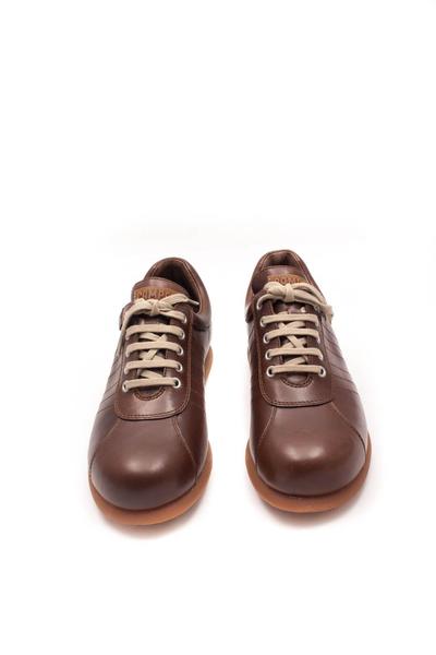 Zapato Pelotas marrón