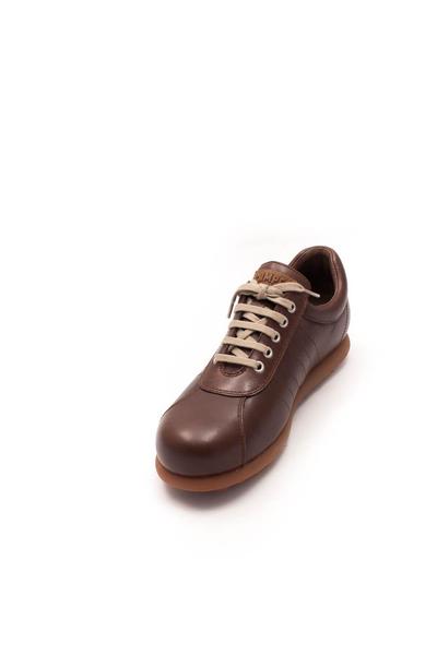 Zapato Pelotas marrón