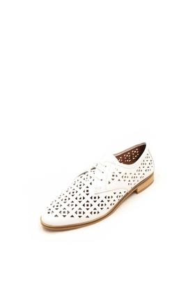 Zapato Salonissimos Nereida calado cordon blanco