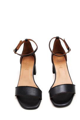 Sandalia CLKS Diana negro