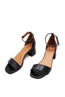 Sandalia CLKS Diana negro