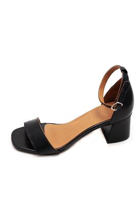 Sandalia CLKS Diana negro